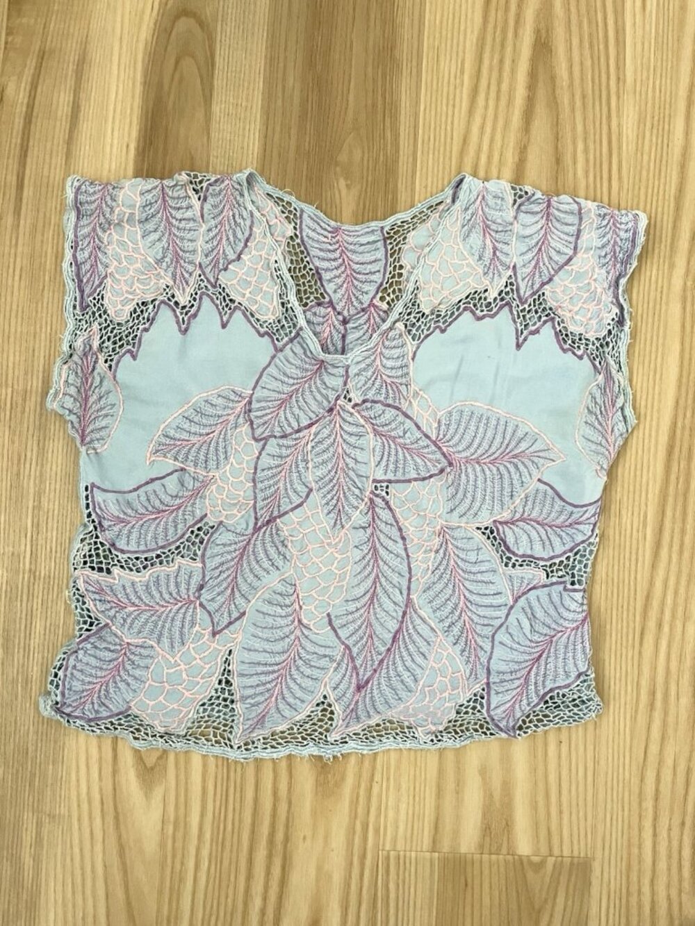 Vintage Lace Cut-Out Bohemian Boho Floral Tropical Cropped Boxy Top size S/M - Picture 4 of 5